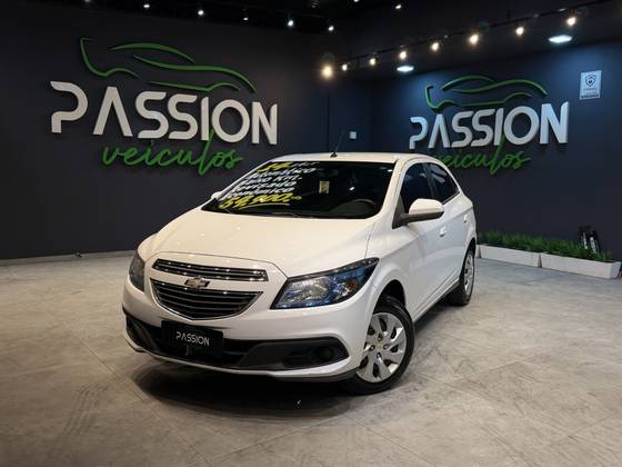 CHEVROLET ONIX 1.4 MPFI LT 8V FLEX 4P AUTOMÁTICO CHEVROLET ONIX 1.4 MPFI LT 8V FLEX 4P AUTOMÁTICO